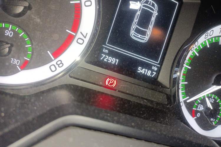 Used Skoda Octavia 2018 Station Wagon TSI280 DSG Luxury Edition Odometer Close Up