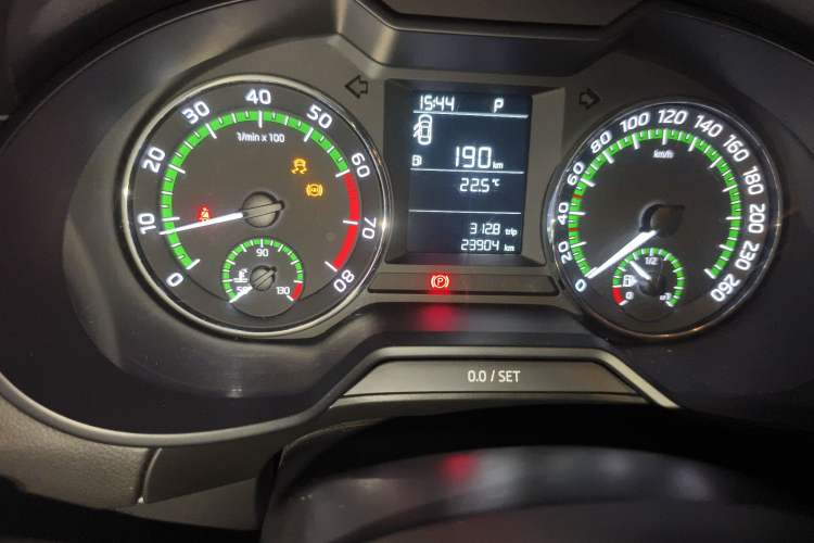 Used Skoda Octavia 2018 1.6L Automatic Comfort Edition Odometer Close Up