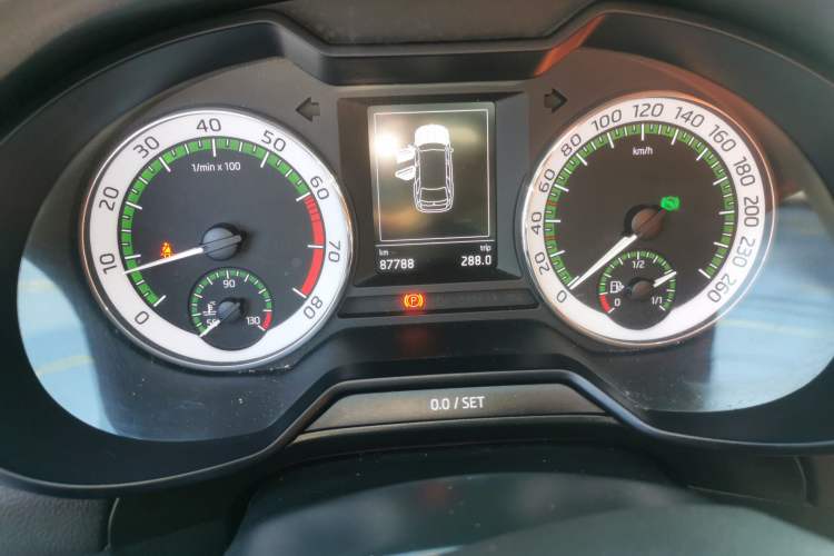 Used Skoda Octavia 2018 Station Wagon TSI280 DSG Luxury Edition Odometer Close Up
