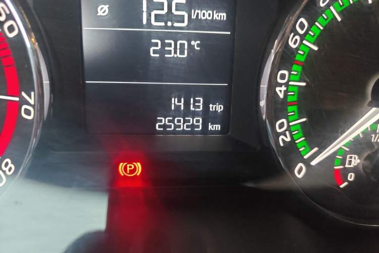 Used Skoda Octavia 2018 TSI230 DSG Comfort Edition Odometer Close Up