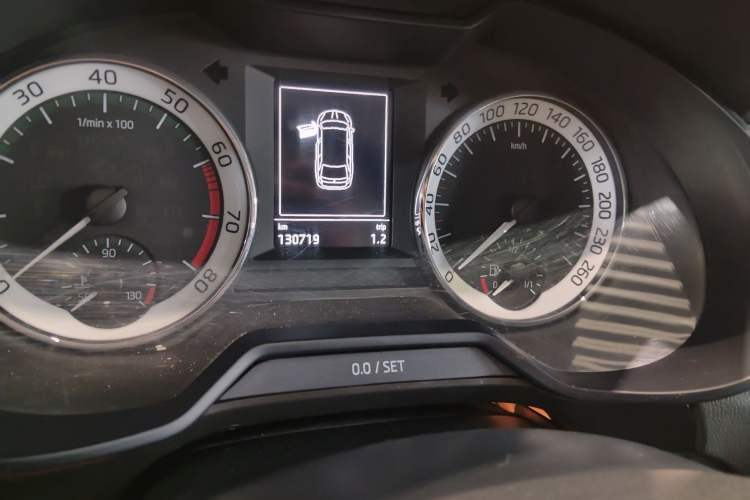 Used Skoda Octavia 2018 Station Wagon TSI280 DSG Luxury Edition Odometer Close Up