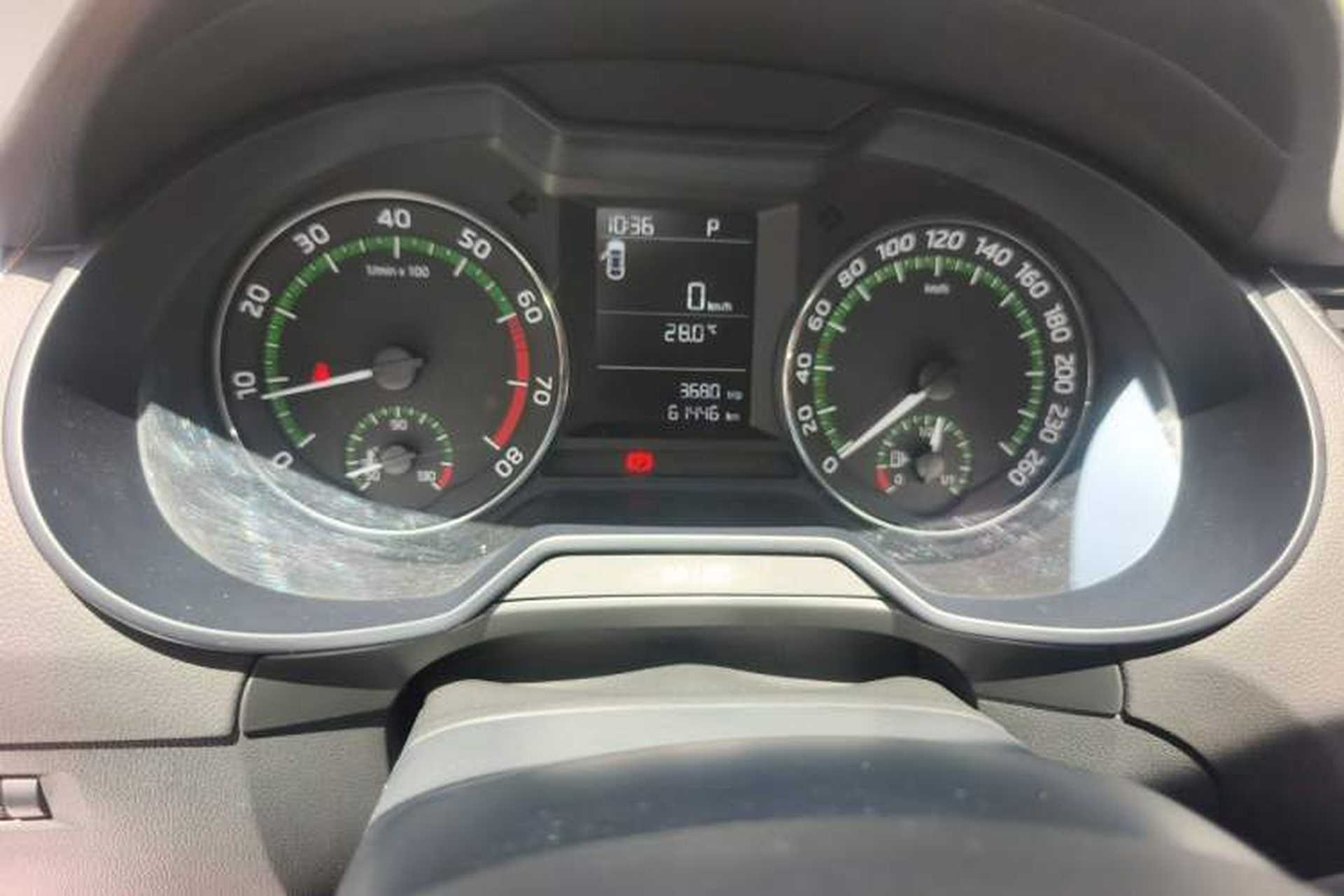 Used Skoda Octavia 2018 TSI230 DSG Comfort Edition Odometer Close Up