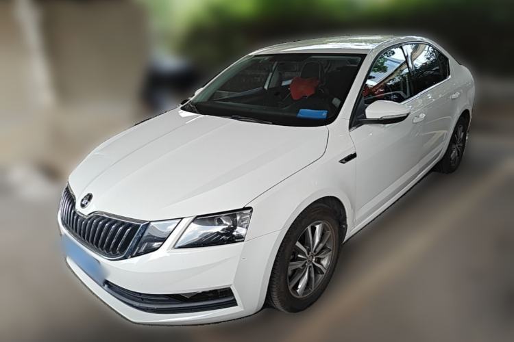 Used Skoda Octavia 2018 1.6L Automatic Comfort Edition Guazi used car, China used car export, Used car for sale, Used cars, Cheapest cars for sale