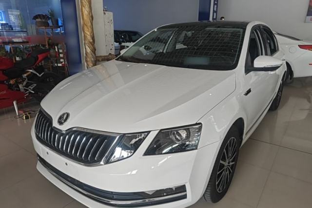 Used Skoda Octavia 2018 TSI230 DSG Luxury Edition