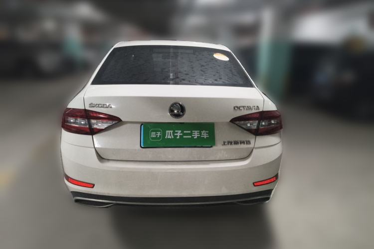 Used Skoda Octavia 2018 1.6L Automatic Luxury Edition Rear