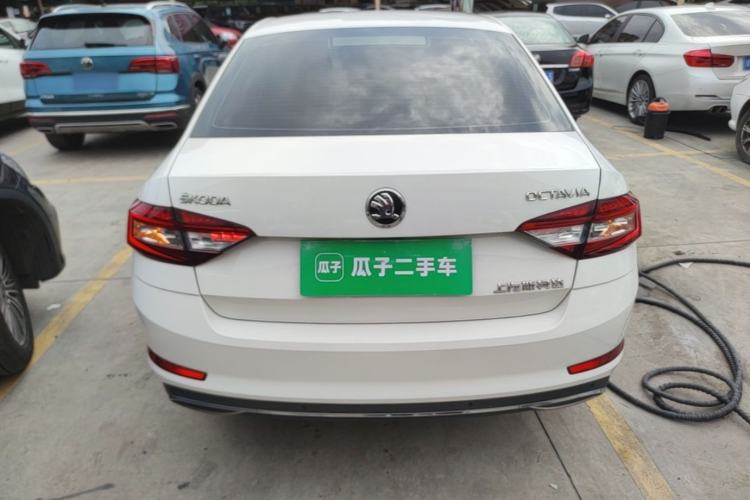 Used Skoda Octavia 2018 1.6L Automatic Luxury Edition Rear