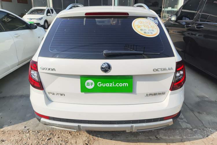 Used Skoda Octavia 2018 Station Wagon TSI230 DSG Luxury Edition Rear