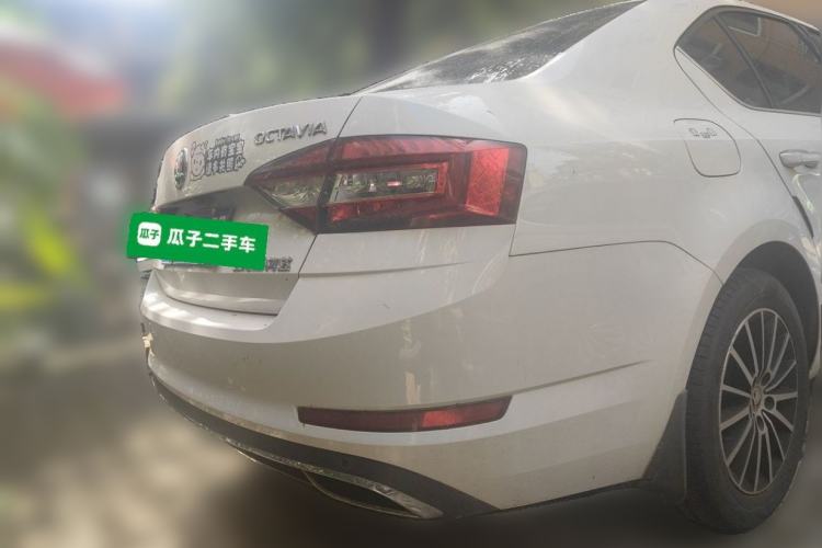 Used Skoda Octavia 2018 1.6L Automatic Luxury Edition Rear