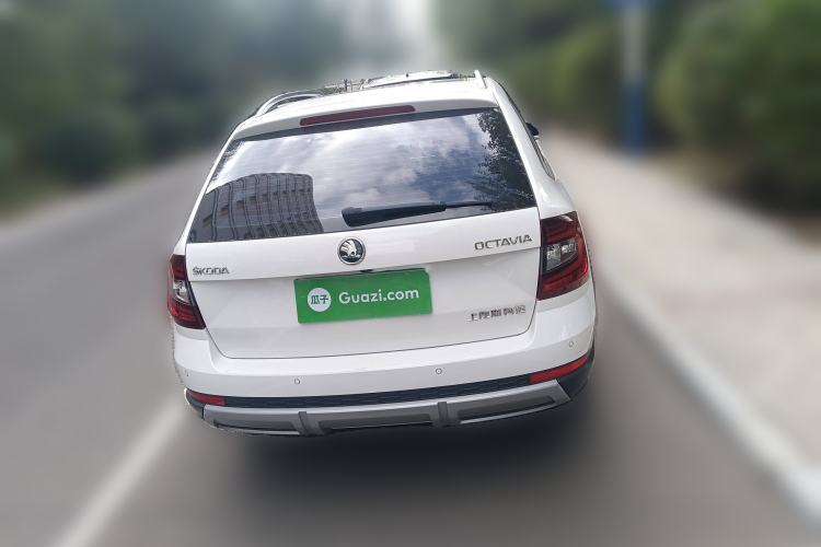 Used Skoda Octavia 2018 Station Wagon TSI280 DSG Luxury Edition Rear