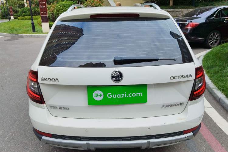 Used Skoda Octavia 2018 Station Wagon TSI230 DSG Luxury Edition Rear