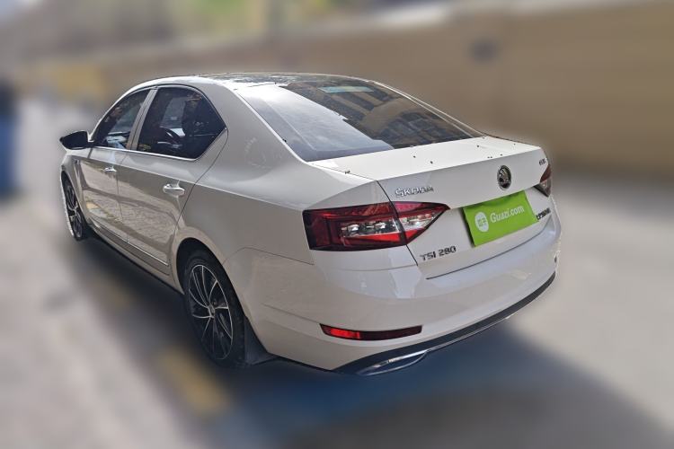 Used Skoda Octavia 2018 TSI280 DSG Luxury Edition Rear Left 45 Deg