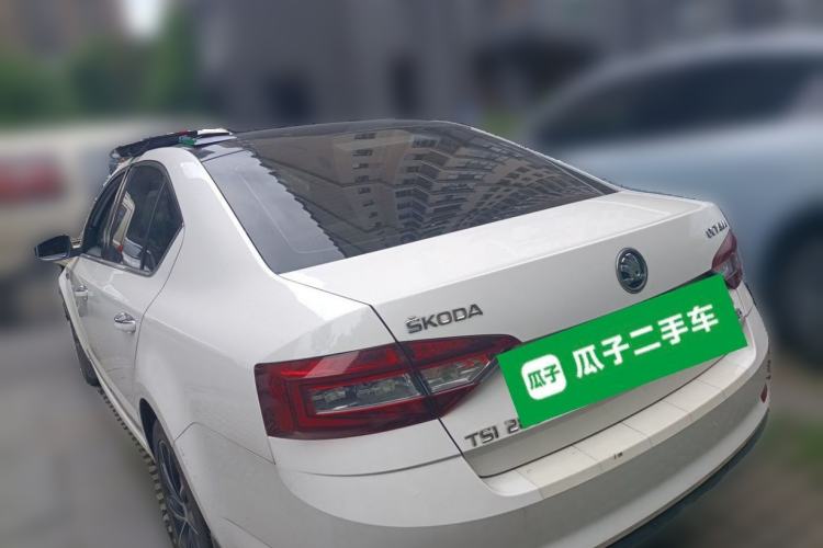 Used Skoda Octavia 2018 TSI280 DSG Luxury Edition Rear Left 45 Deg