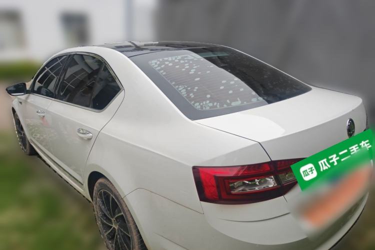Used Skoda Octavia 2018 TSI280 DSG Luxury Edition Rear Left 45 Deg