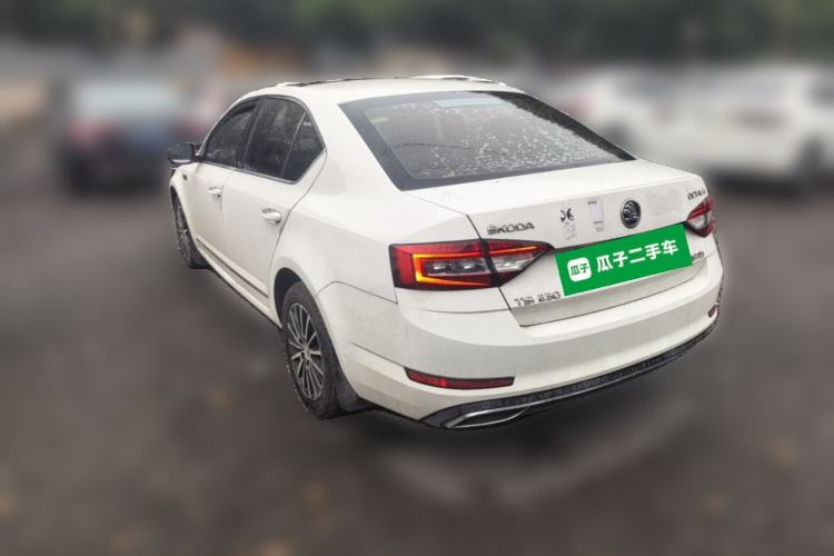 Used Skoda Octavia 2018 TSI230 DSG Luxury Edition Rear Left 45 Deg