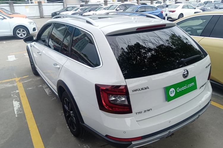 Used Skoda Octavia 2018 Station Wagon TSI230 DSG Luxury Edition Rear Left 45 Deg