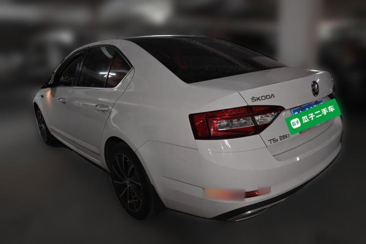 Used Skoda Octavia 2018 TSI280 DSG Luxury Edition Rear Left 45 Deg