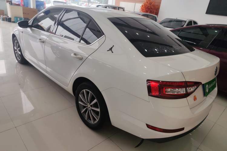 Used Skoda Octavia 2018 TSI230 DSG Comfort Edition Rear Left 45 Deg