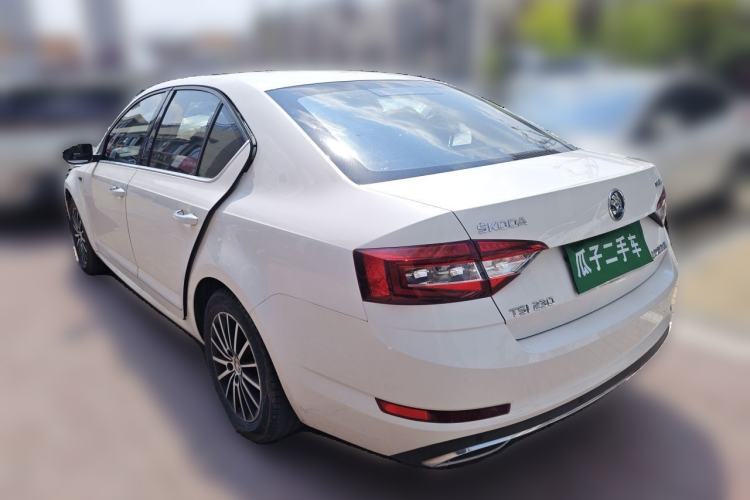 Used Skoda Octavia 2018 TSI230 DSG Luxury Edition Rear Left 45 Deg