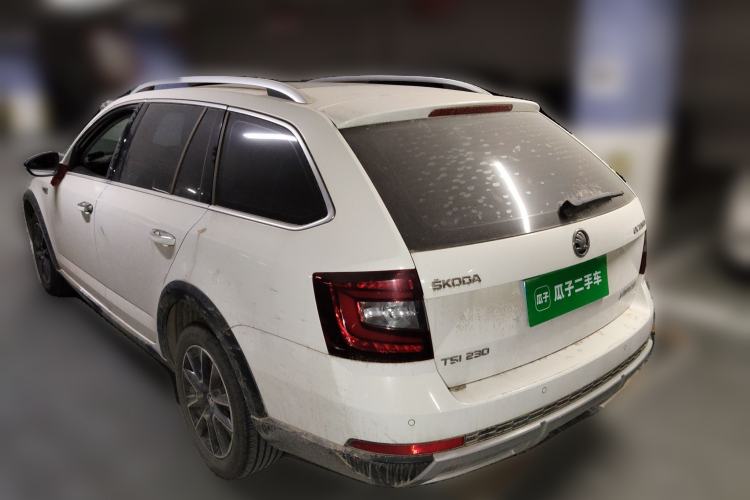 Used Skoda Octavia 2018 Station Wagon TSI230 DSG Luxury Edition Rear Left 45 Deg