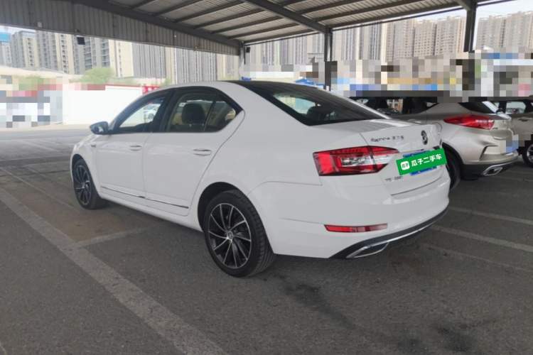 Used Skoda Octavia 2018 TSI280 DSG Flagship Edition Rear Left 45 Deg