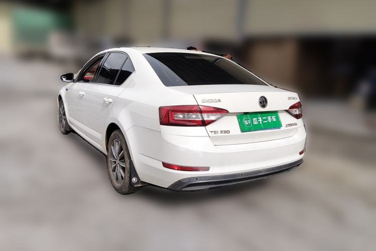 Used Skoda Octavia 2018 TSI230 DSG Comfort Edition Rear Left 45 Deg