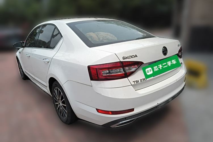 Used Skoda Octavia 2018 TSI230 DSG Comfort Edition Rear Left 45 Deg