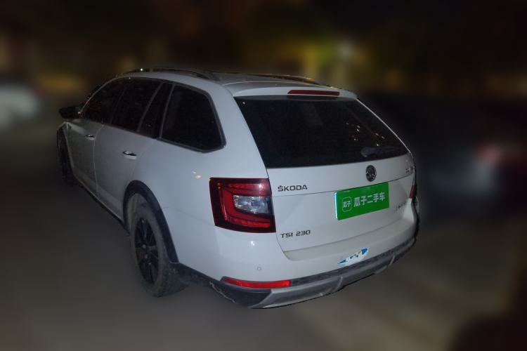 Used Skoda Octavia 2018 Station Wagon TSI230 DSG Luxury Edition Rear Left 45 Deg
