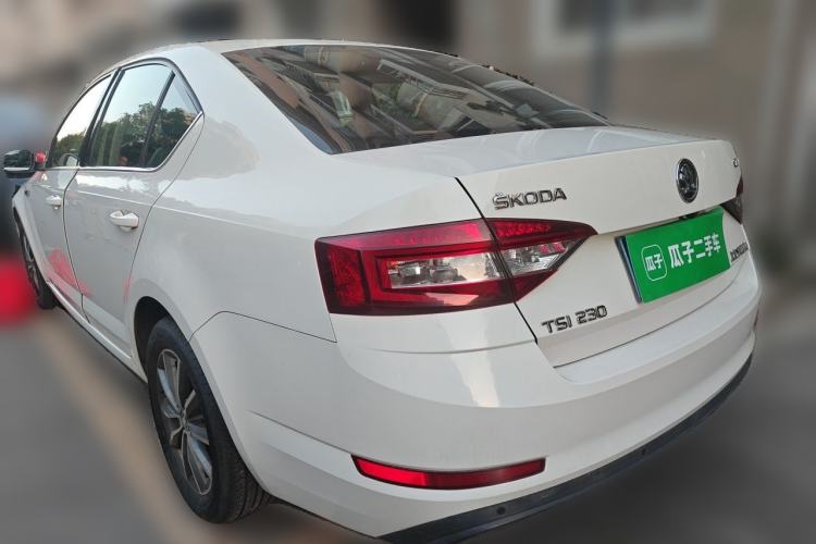 Used Skoda Octavia 2018 TSI230 DSG Comfort Edition Rear Left 45 Deg