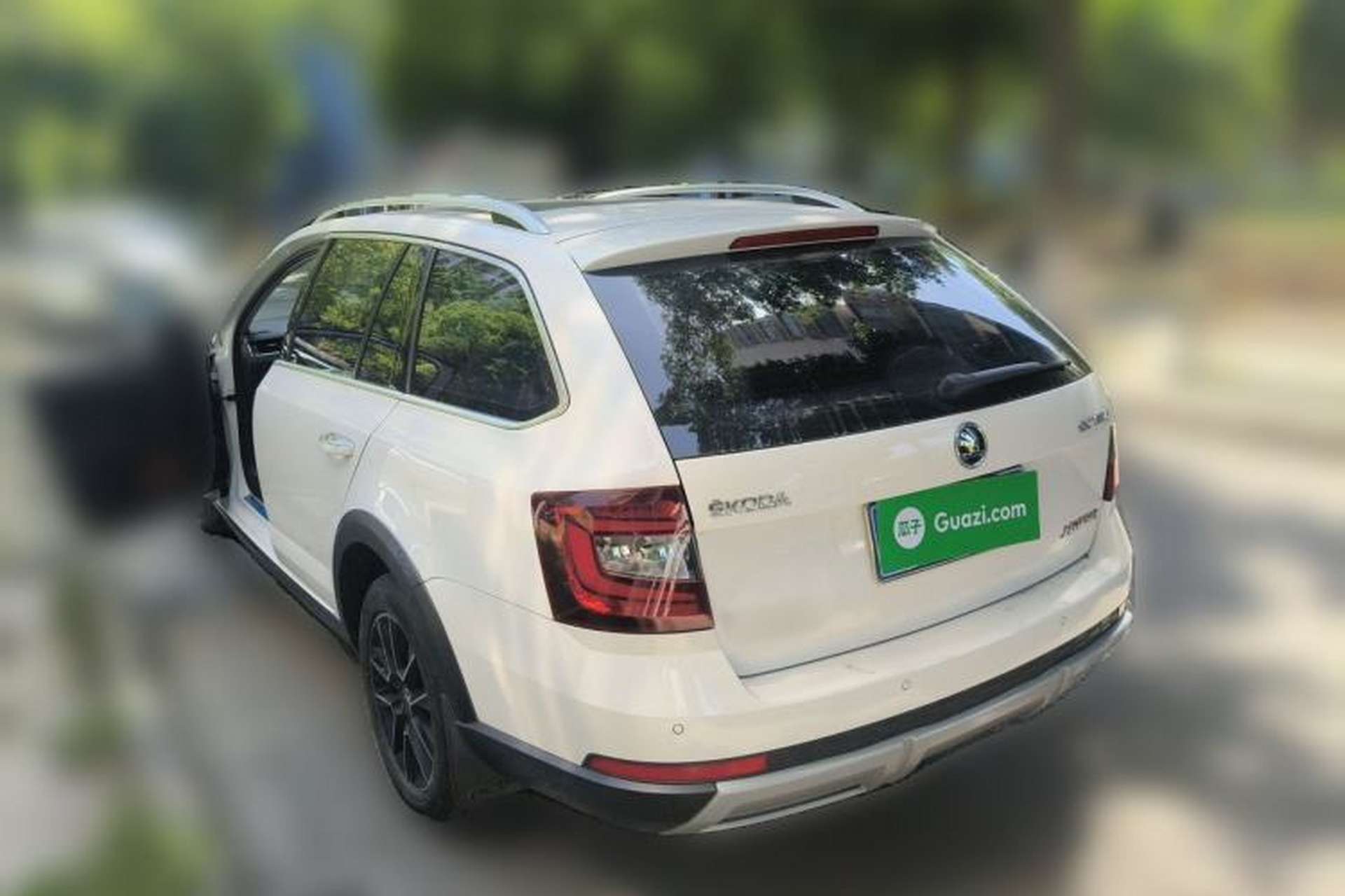 Used Skoda Octavia 2018 Station Wagon TSI230 DSG Luxury Edition Rear Left 45 Deg