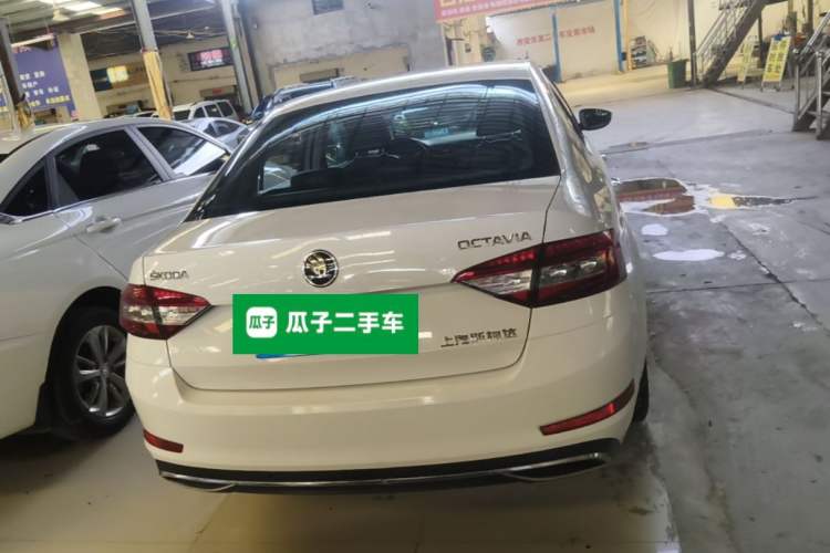 Used Skoda Octavia 2018 1.6L Automatic Luxury Edition Rear