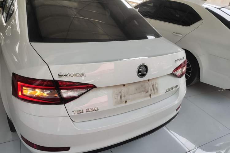 Used Skoda Octavia 2018 TSI230 DSG Luxury Edition Rear
