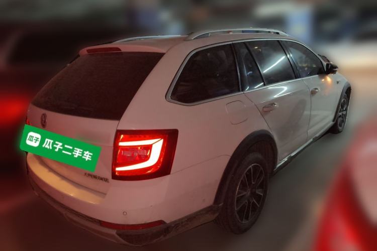 Used Skoda Octavia 2018 Station Wagon TSI230 DSG Luxury Edition Rear Right 45 Deg