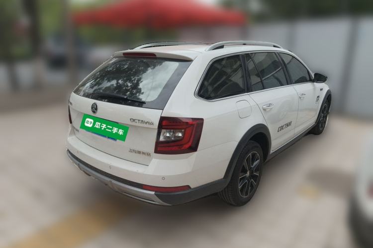Used Skoda Octavia 2018 Station Wagon TSI230 DSG Luxury Edition Rear Right 45 Deg