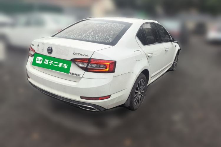 Used Skoda Octavia 2018 TSI230 DSG Luxury Edition Rear Right 45 Deg