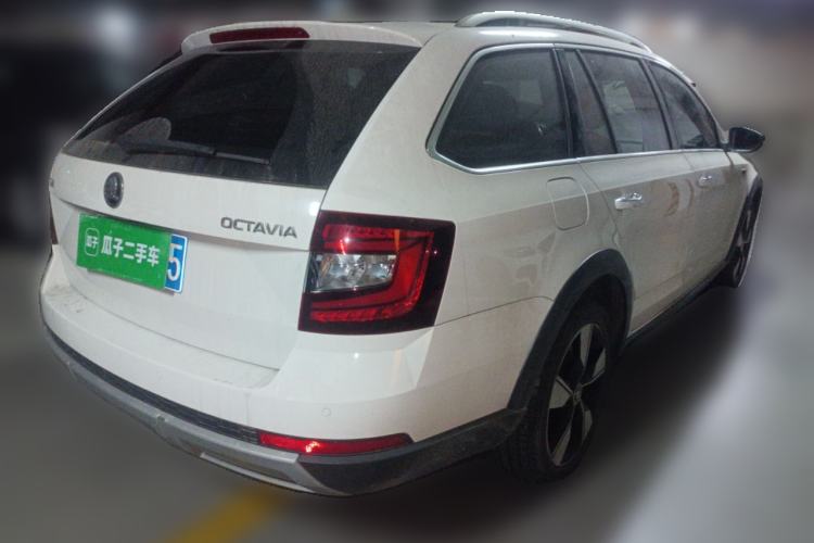 Used Skoda Octavia 2018 Station Wagon TSI280 DSG Luxury Edition Rear Right 45 Deg