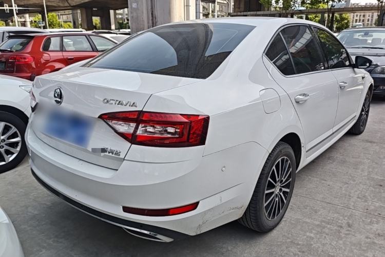 Used Skoda Octavia 2018 TSI230 DSG Luxury Edition Rear Right 45 Deg
