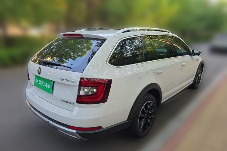 Used Skoda Octavia 2018 Station Wagon TSI230 DSG Luxury Edition Rear Right 45 Deg
