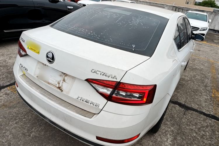 Used Skoda Octavia 2018 TSI230 DSG Luxury Edition Rear Right 45 Deg