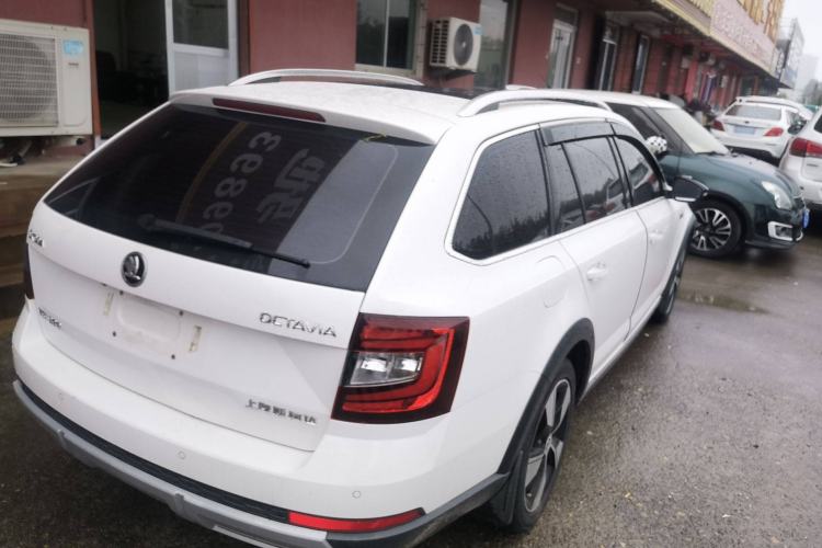 Used Skoda Octavia 2018 Station Wagon TSI280 DSG Luxury Edition Rear Right 45 Deg