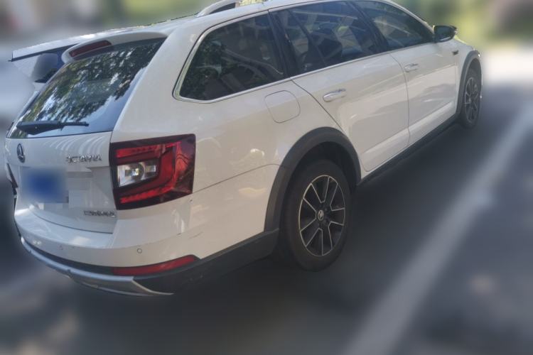 Used Skoda Octavia 2018 Station Wagon TSI230 DSG Luxury Edition Rear Right 45 Deg