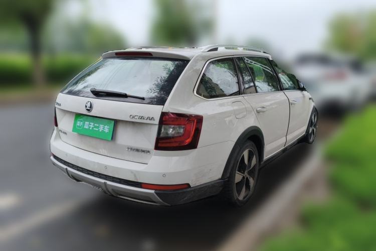 Used Skoda Octavia 2018 Station Wagon TSI280 DSG Luxury Edition Rear Right 45 Deg