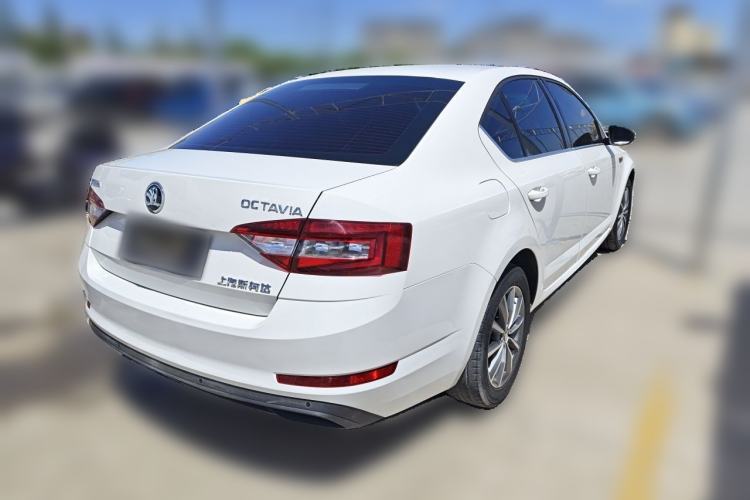 Used Skoda Octavia 2018 1.6L Automatic Comfort Edition Rear Right 45 Deg