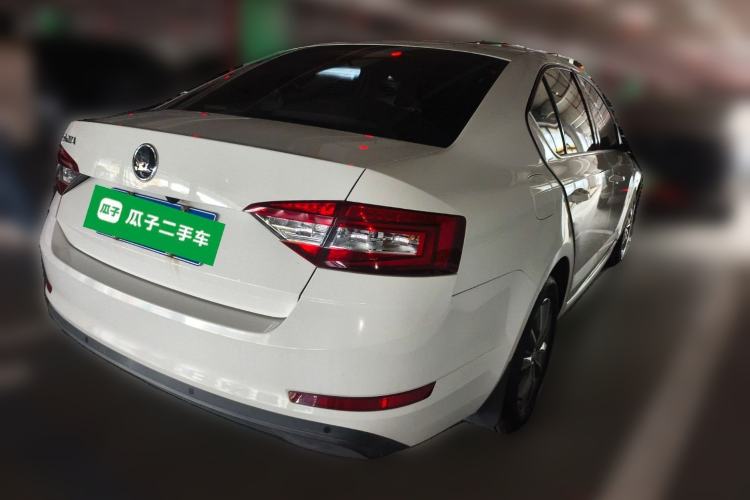 Used Skoda Octavia 2018 1.6L Automatic Comfort Edition Rear Right 45 Deg