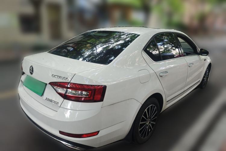 Used Skoda Octavia 2018 TSI230 DSG Comfort Edition Rear Right 45 Deg