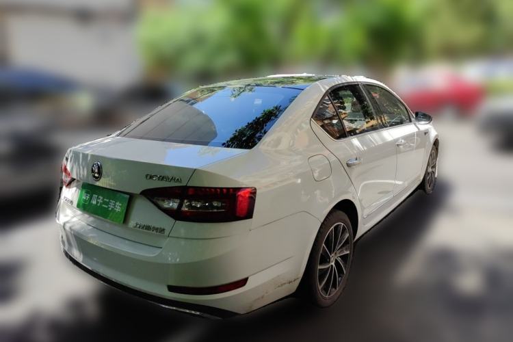 Used Skoda Octavia 2018 TSI280 DSG Luxury Edition Rear Right 45 Deg
