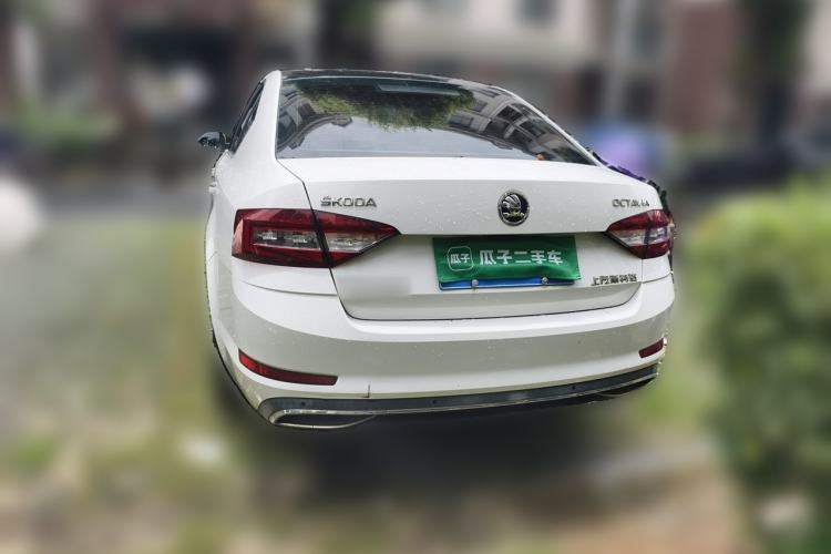 Used Skoda Octavia 2018 TSI280 DSG Flagship Edition Rear