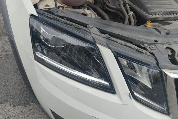 Used Skoda Octavia 2018 Station Wagon TSI280 DSG Flagship Edition Right Front Headlight