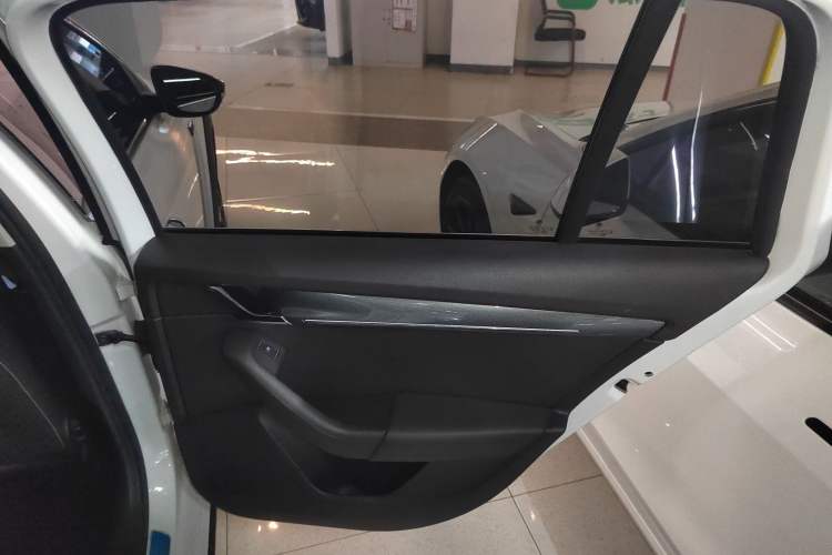 Used Skoda Octavia 2018 Station Wagon TSI280 DSG Flagship Edition Right Rear Door Interior