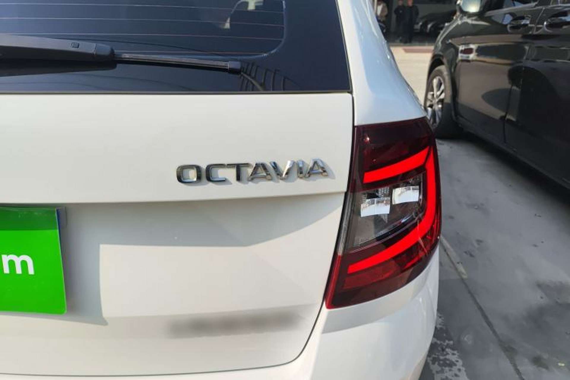 Used Skoda Octavia 2018 Station Wagon TSI230 DSG Luxury Edition Right Rear Taillight