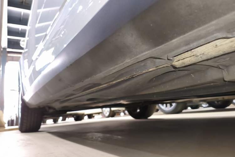 Used Skoda Octavia 2018 Station Wagon TSI230 DSG Comfort Edition Right Side Sill